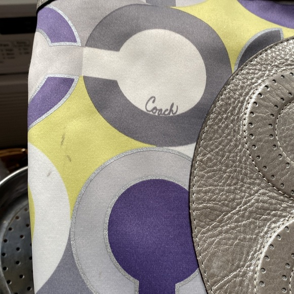 Coach 1941 in demand for the Perry Lilac Julia Op Art Sateen Tote - Picture 8 of 8